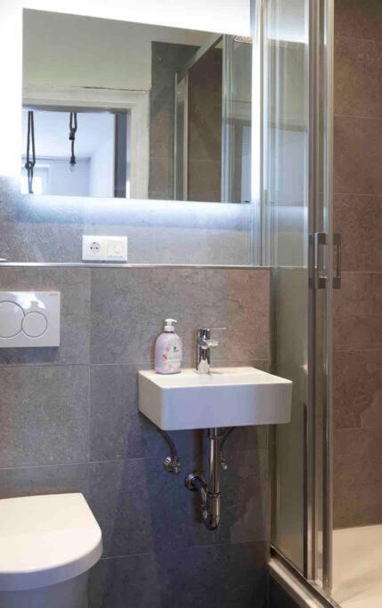 City Apartment لوبيك المظهر الخارجي الصورة